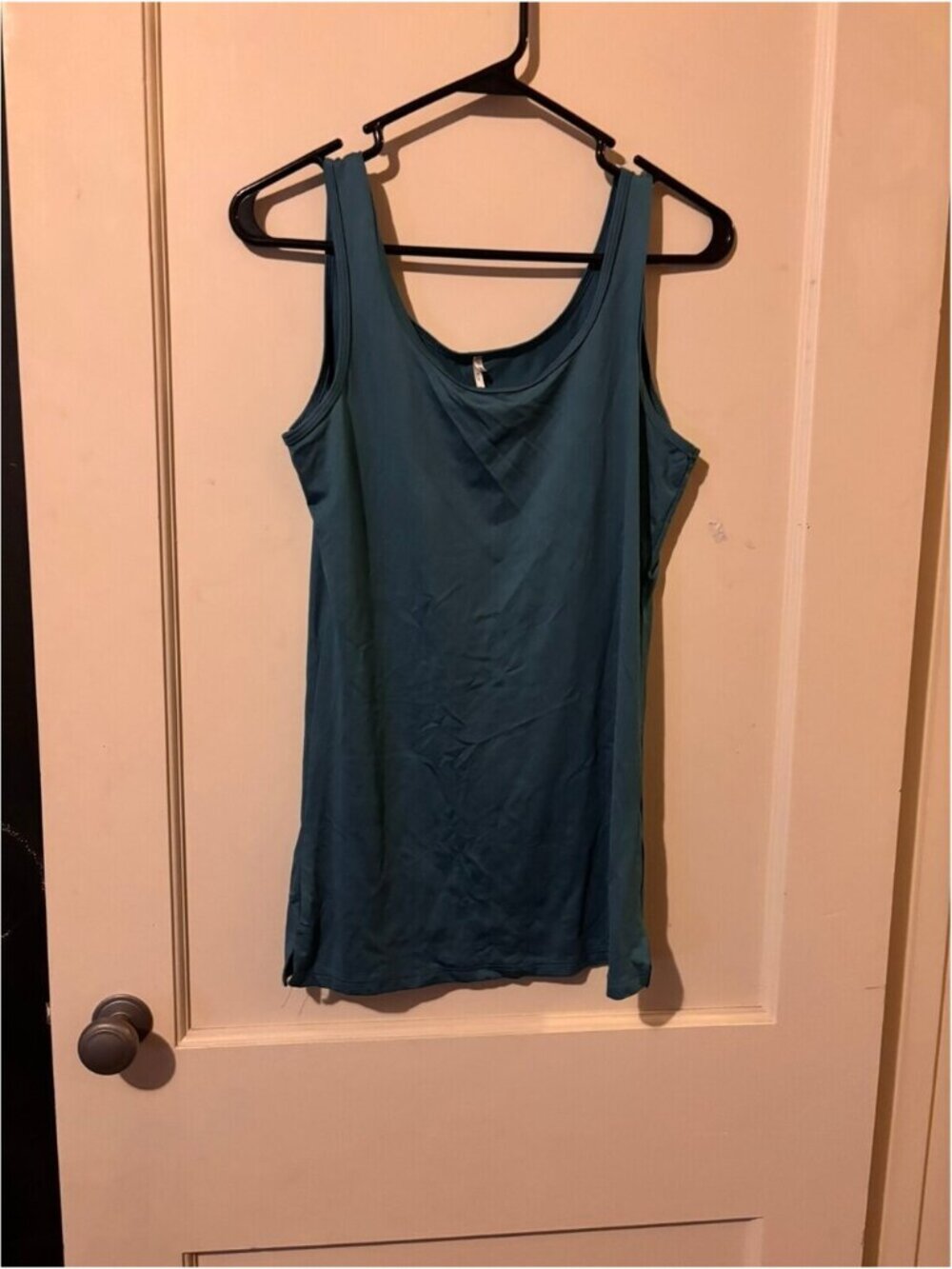 Teal sleeveless tank top